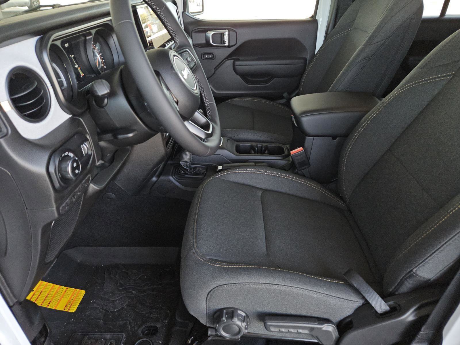 New 2025 Jeep Gladiator Sport image 20