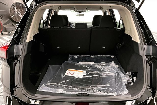 New 2026 Nissan Rogue S image 33