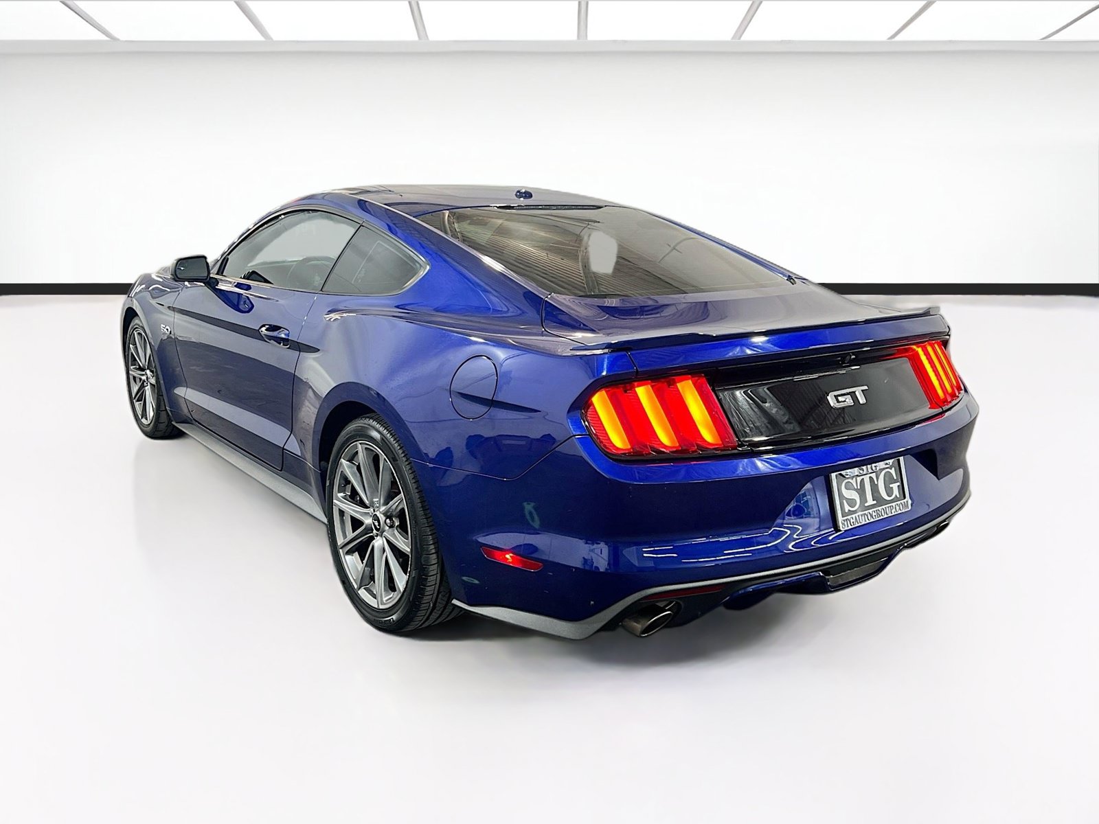 Used 2015 Ford Mustang GT Premium RWD image 6