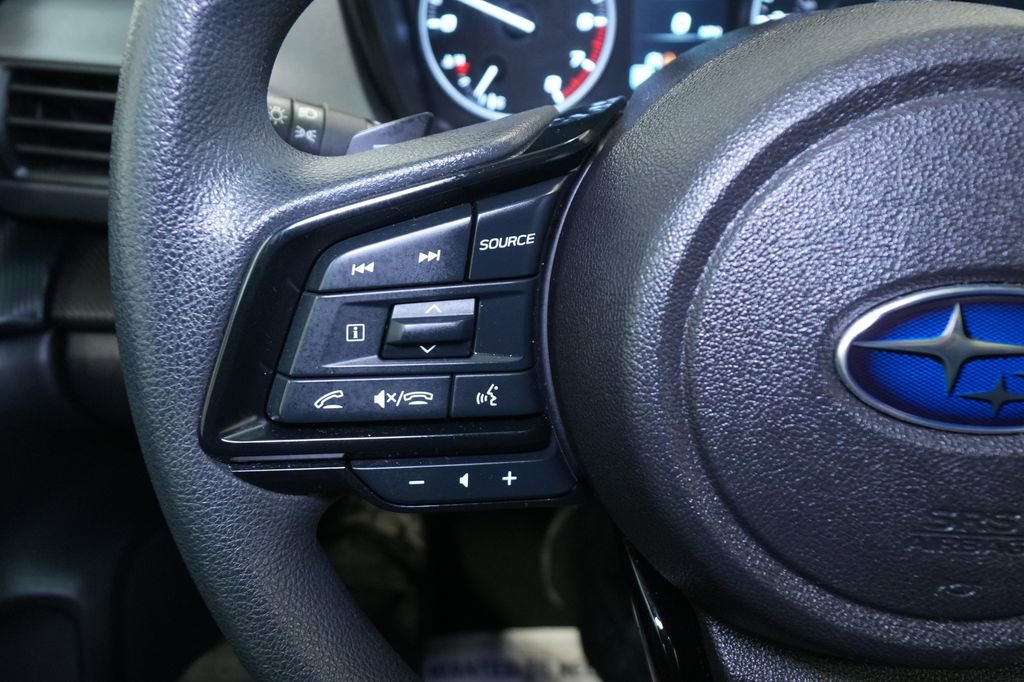 Used 2025 Subaru Crosstrek 2.0i Premium image 39