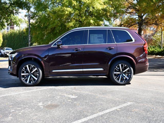New 2026 Volvo XC90 B5 Core w/ Protection Package Premier image 4