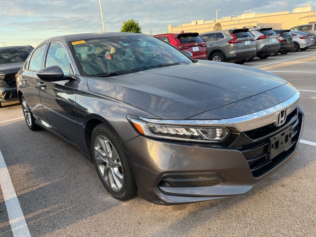Certified 2018 Honda Accord LX image 2