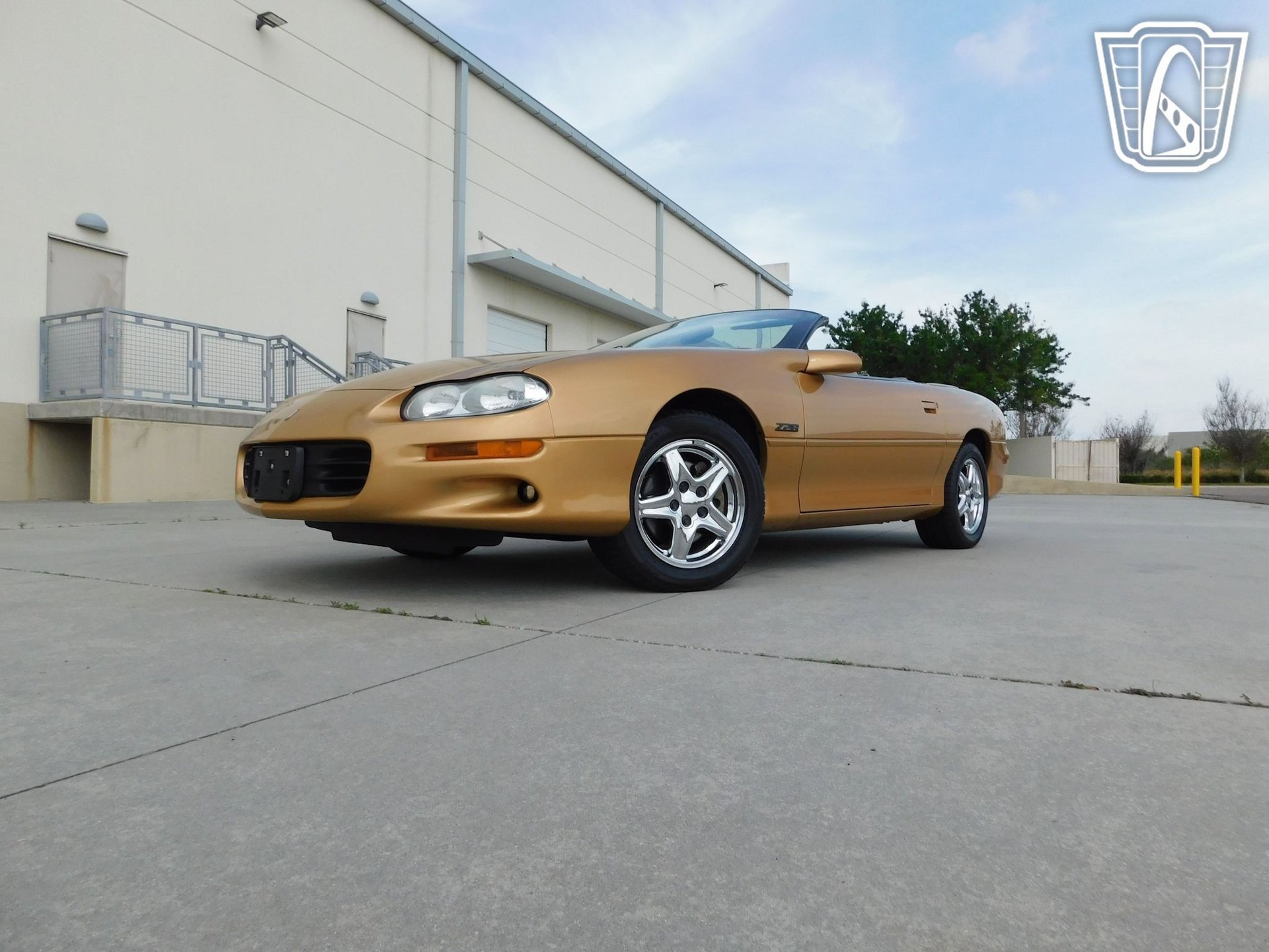 Used 1998 Chevrolet Camaro Z28 RWD image 24