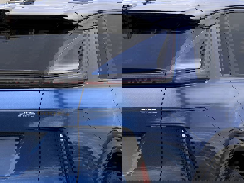 New 2025 Cadillac Lyriq Sport image 11