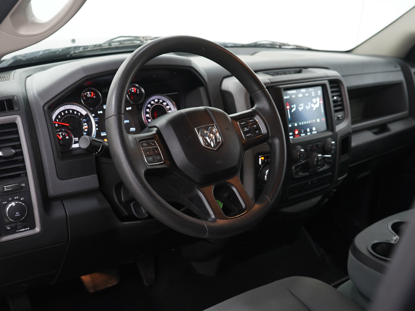 Used 2020 RAM 1500 Express w/ Wheel & Sound Group image 23