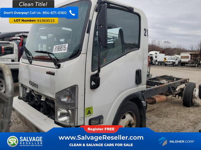 Used 2021 Isuzu NPR image 1