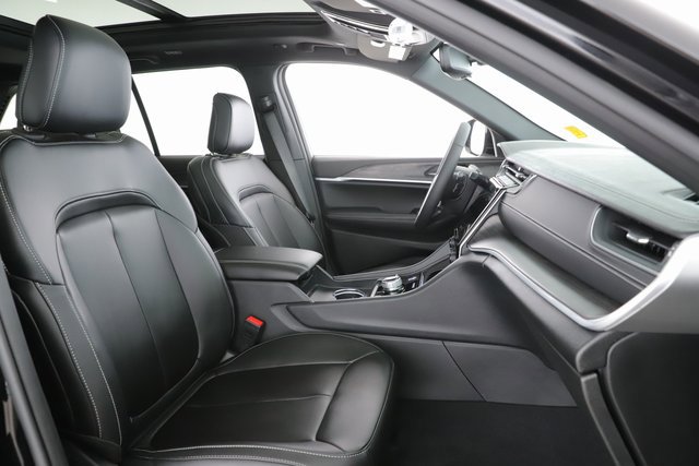 Used 2024 Jeep Grand Cherokee Limited 4xe image 35