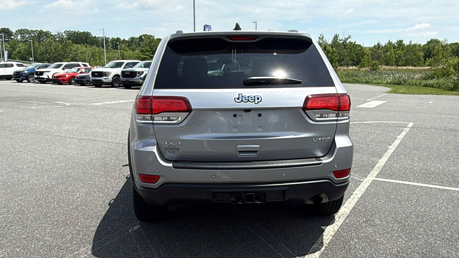 Used 2021 Jeep Grand Cherokee Laredo X AWD/4WD image 8