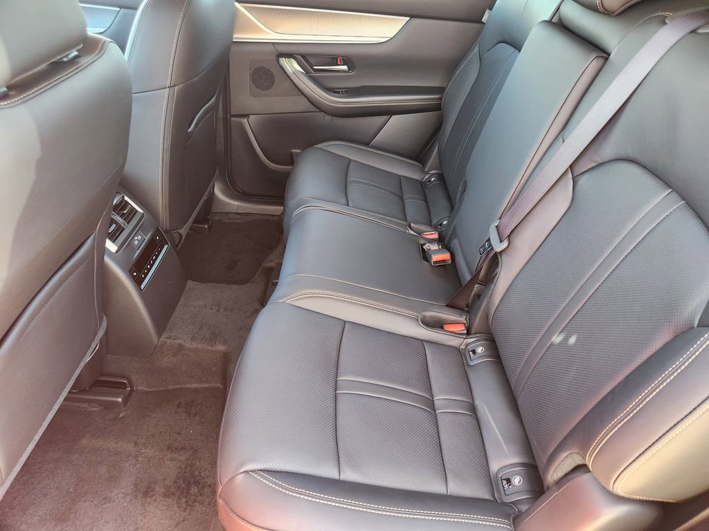 New 2026 MAZDA CX-90 Plug-In Hybrid w/ Preferred image 18