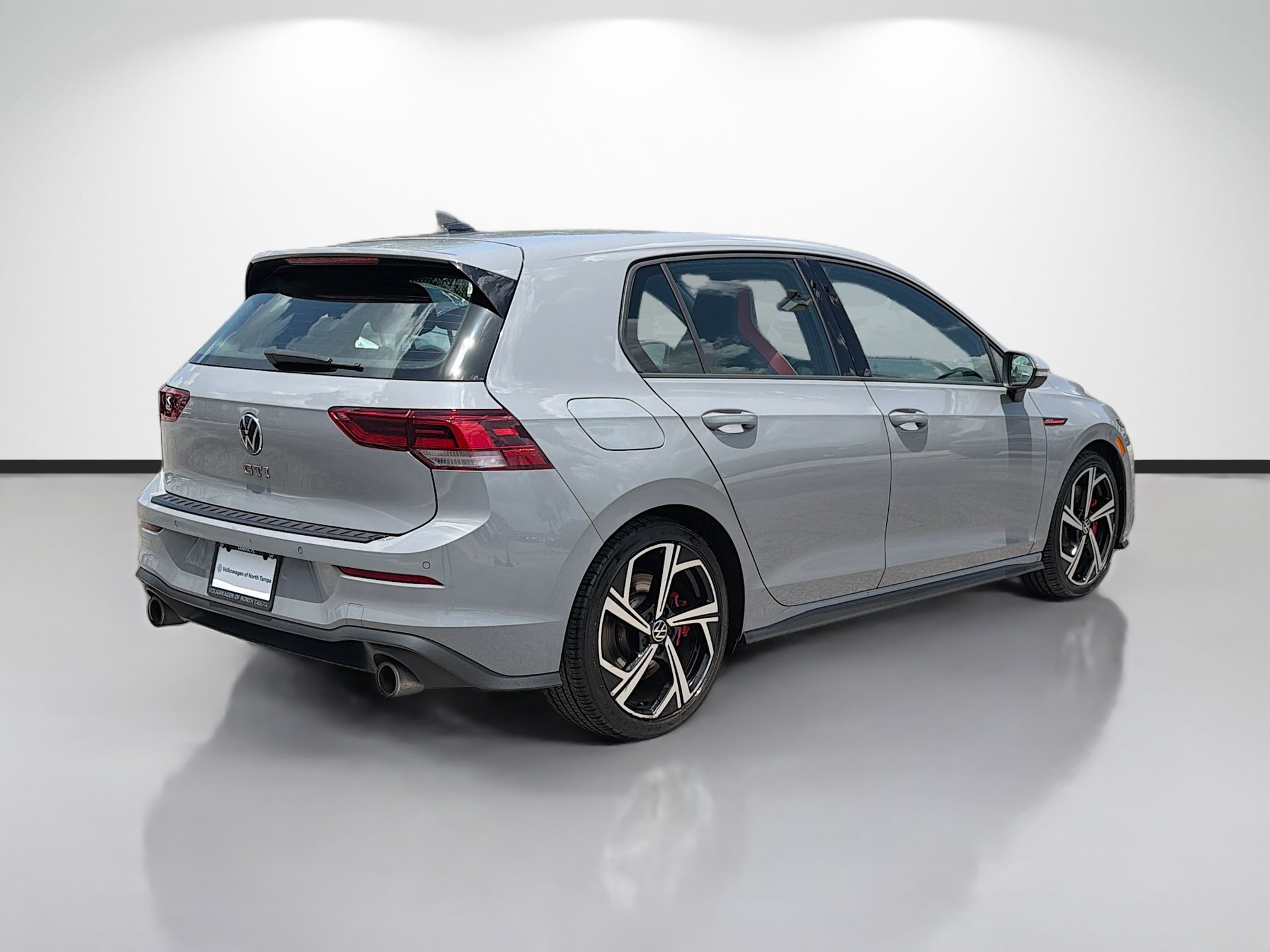 Used 2024 Volkswagen GTI SE FWD image 3
