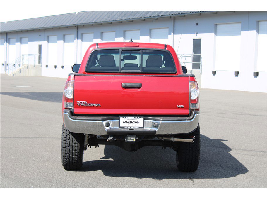 Used 2014 Toyota Tacoma 4x4 Double Cab image 3