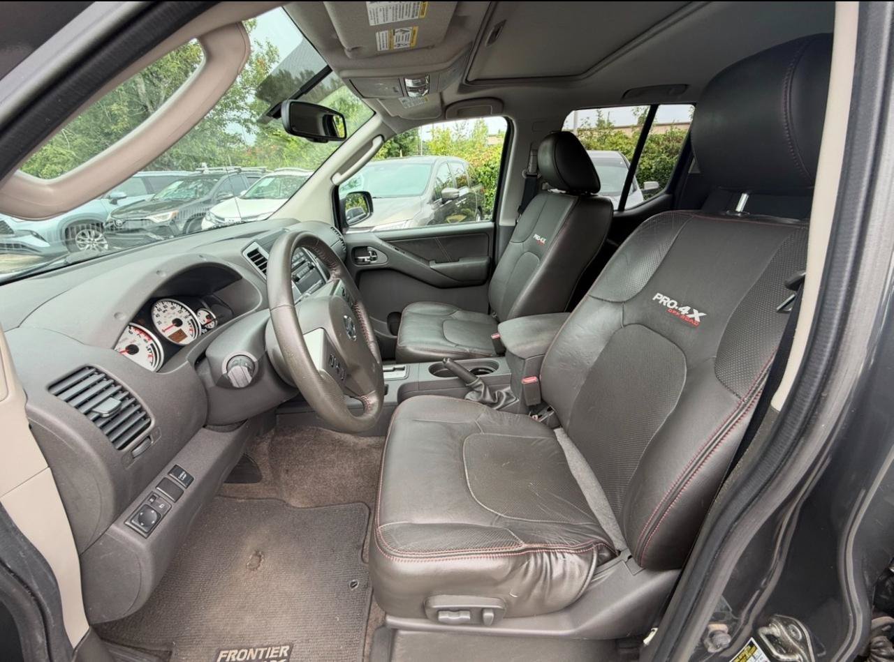 Used 2011 Nissan Frontier PRO-4X w/ Pro-4x Luxury Pkg AWD/4WD image 11