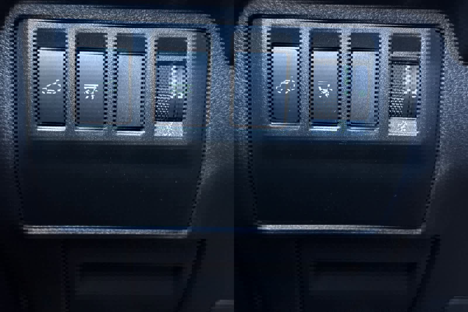 Certified 2024 Subaru Ascent Premium w/ Convenience Package image 31