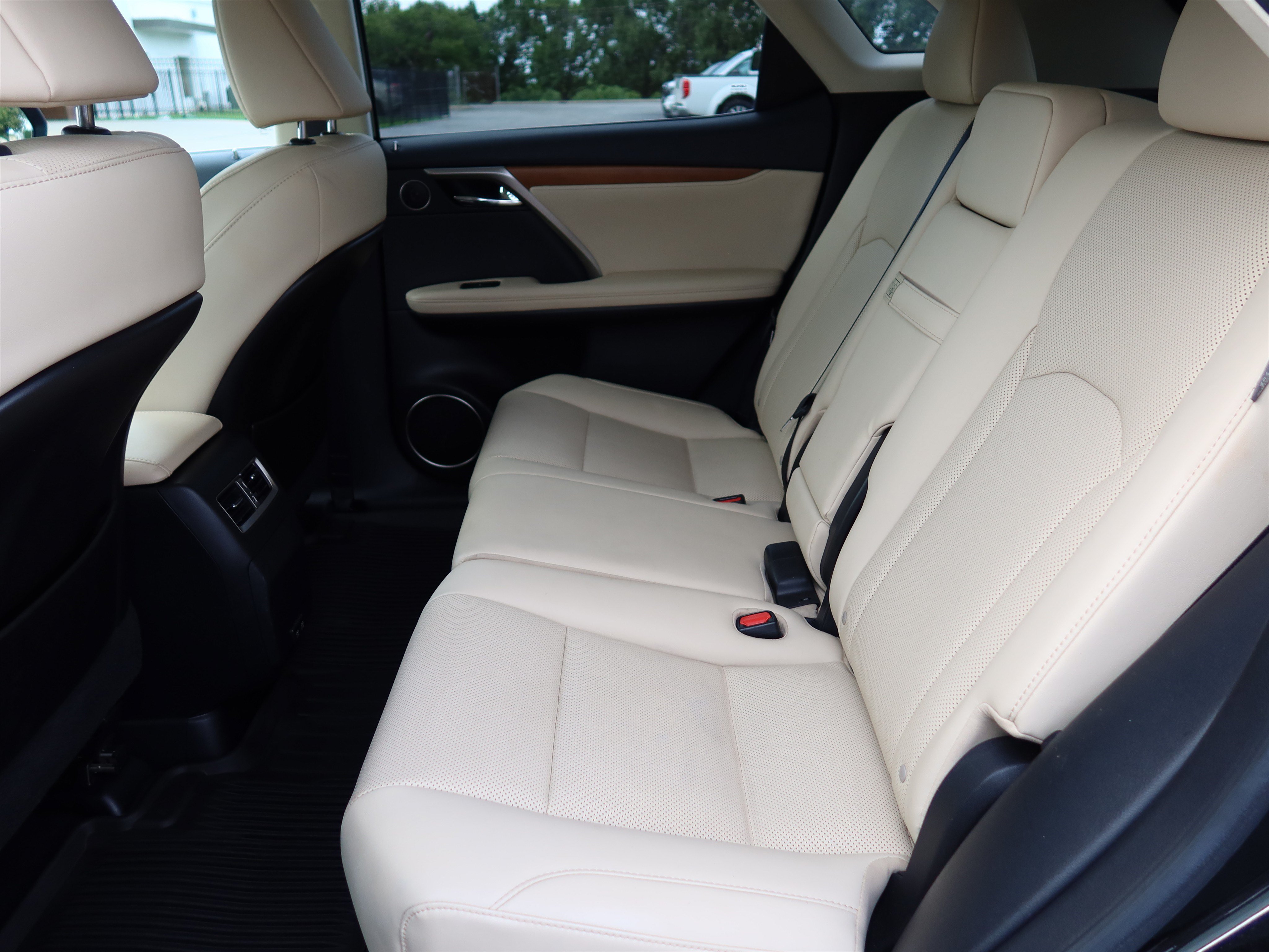 Used 2022 Lexus RX 350 FWD w/ Premium Package image 17