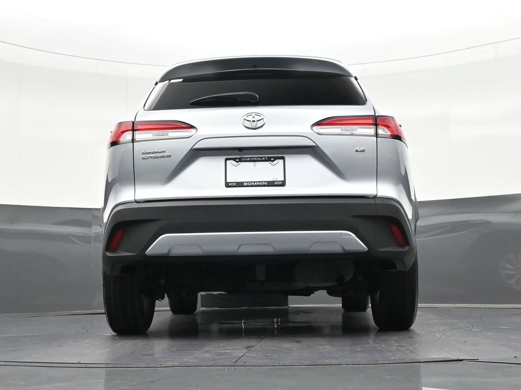 Used 2024 Toyota Corolla Cross LE image 26