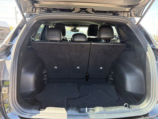 Used 2025 Jeep Compass Limited image 24