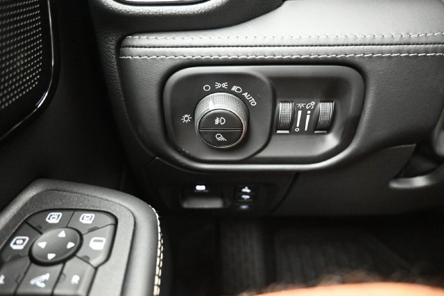 New 2027 RAM 1500 Limited AWD/4WD image 14
