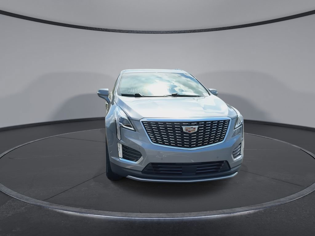 Used 2022 Cadillac XT5 Premium Luxury w/ Technology Package image 3