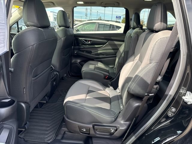 Used 2024 Subaru Ascent Onyx Edition image 16