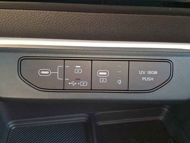 Certified 2026 Kia Carnival SX w/ SX Dark Edition Package image 20