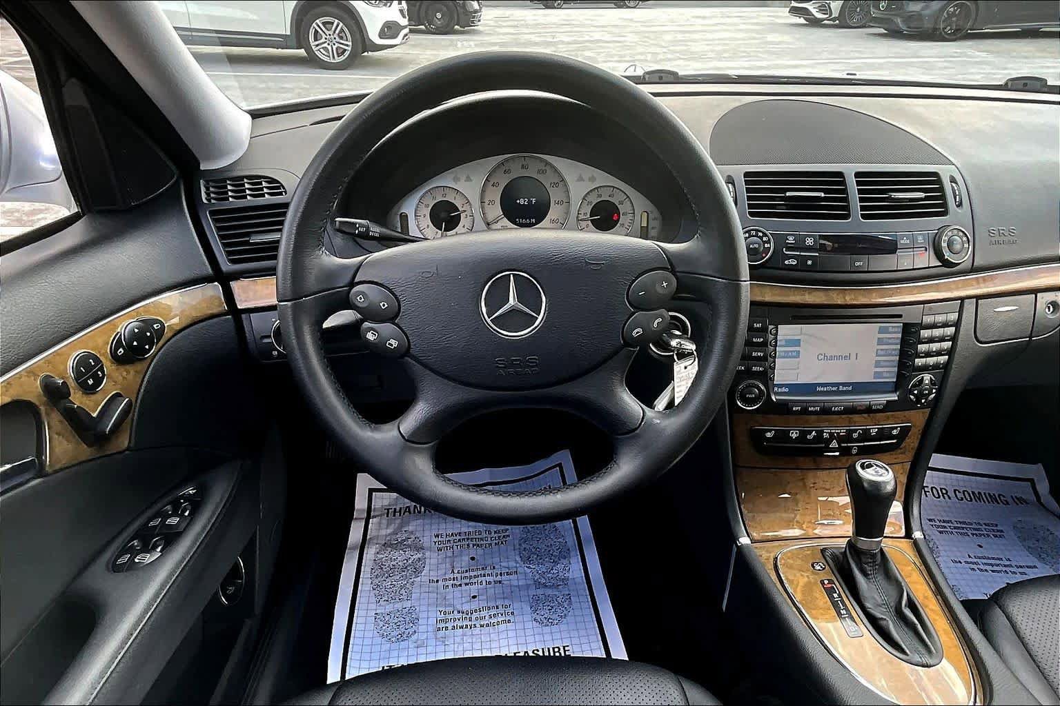 Used 2007 Mercedes-Benz E 350 4MATIC Sedan image 5