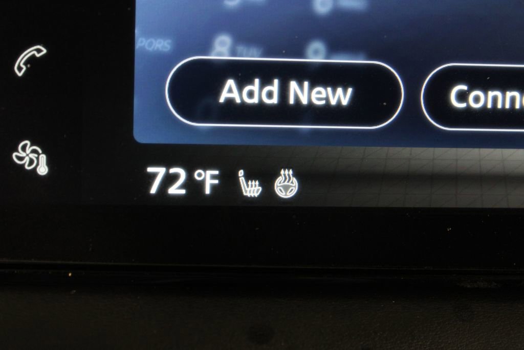 Certified 2023 Nissan Ariya AWD image 24