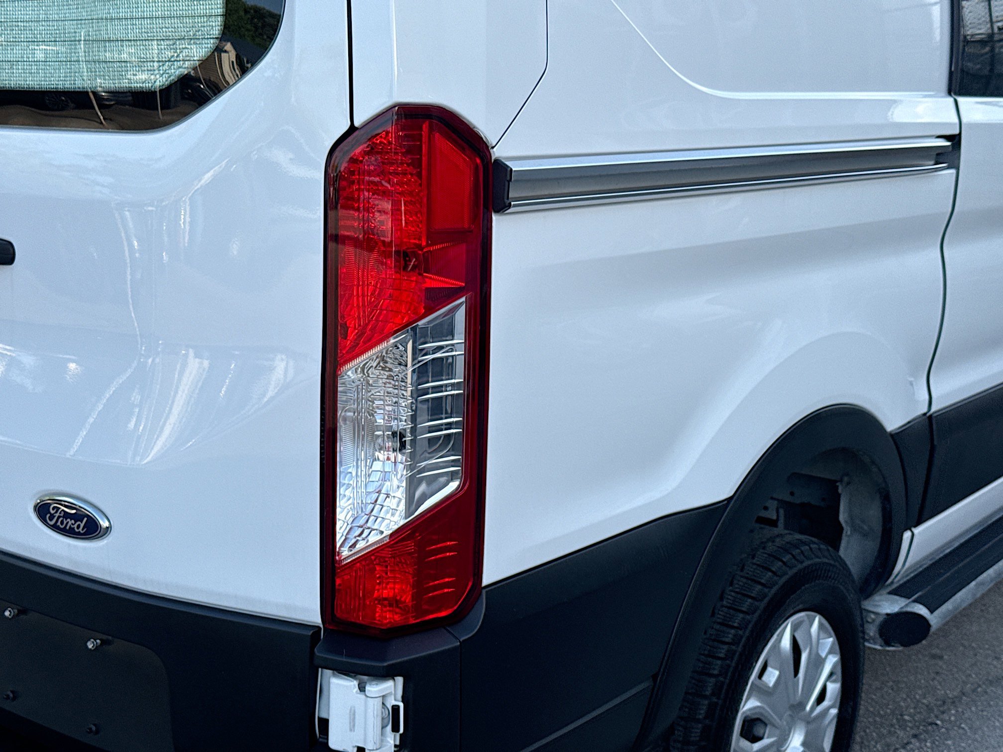 Used 2023 Ford Transit 250 Low Roof w/ Exterior Upgrade Package image 21