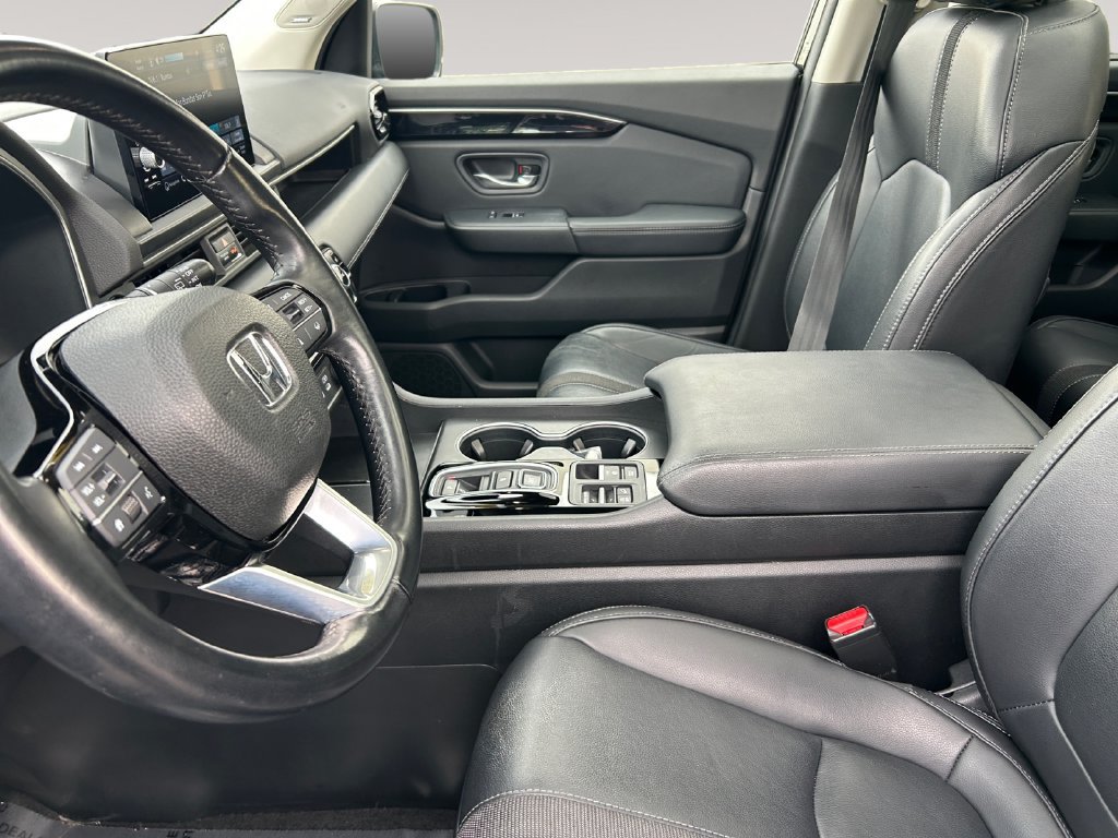 Certified 2024 Honda Pilot Touring image 9