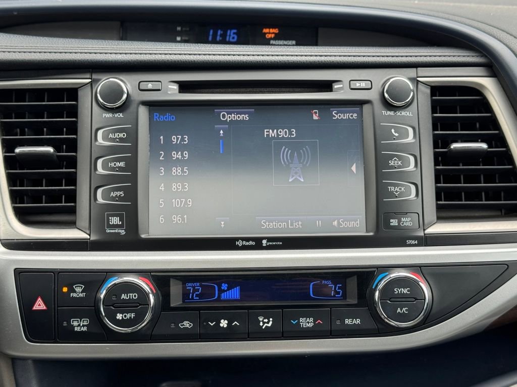 Used 2015 Toyota Highlander Limited image 15