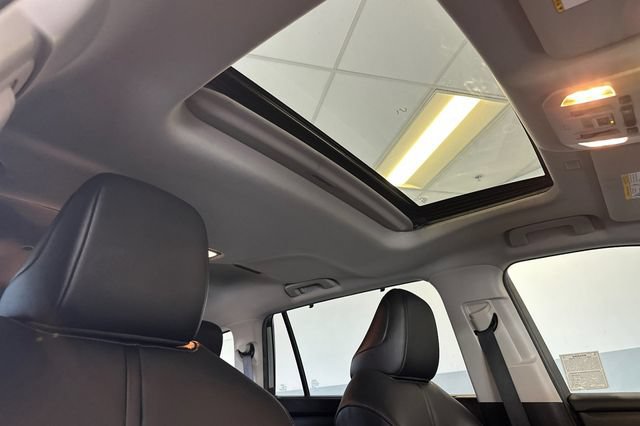 Certified 2020 Toyota Highlander XLE FWD image 23