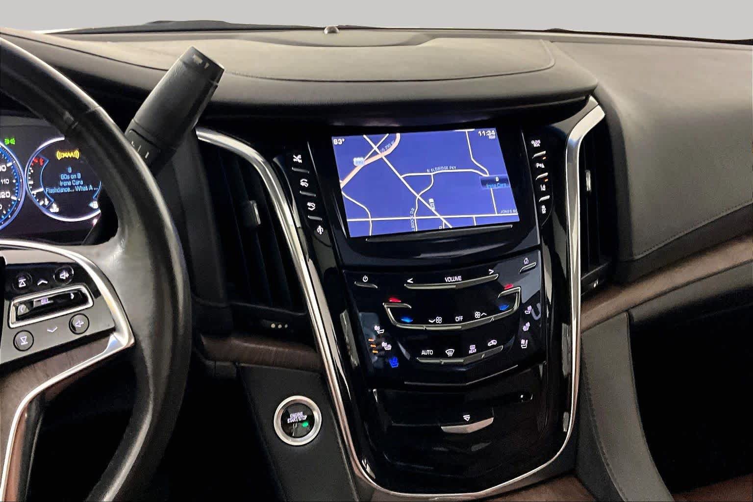 Used 2015 Cadillac Escalade Premium RWD image 7