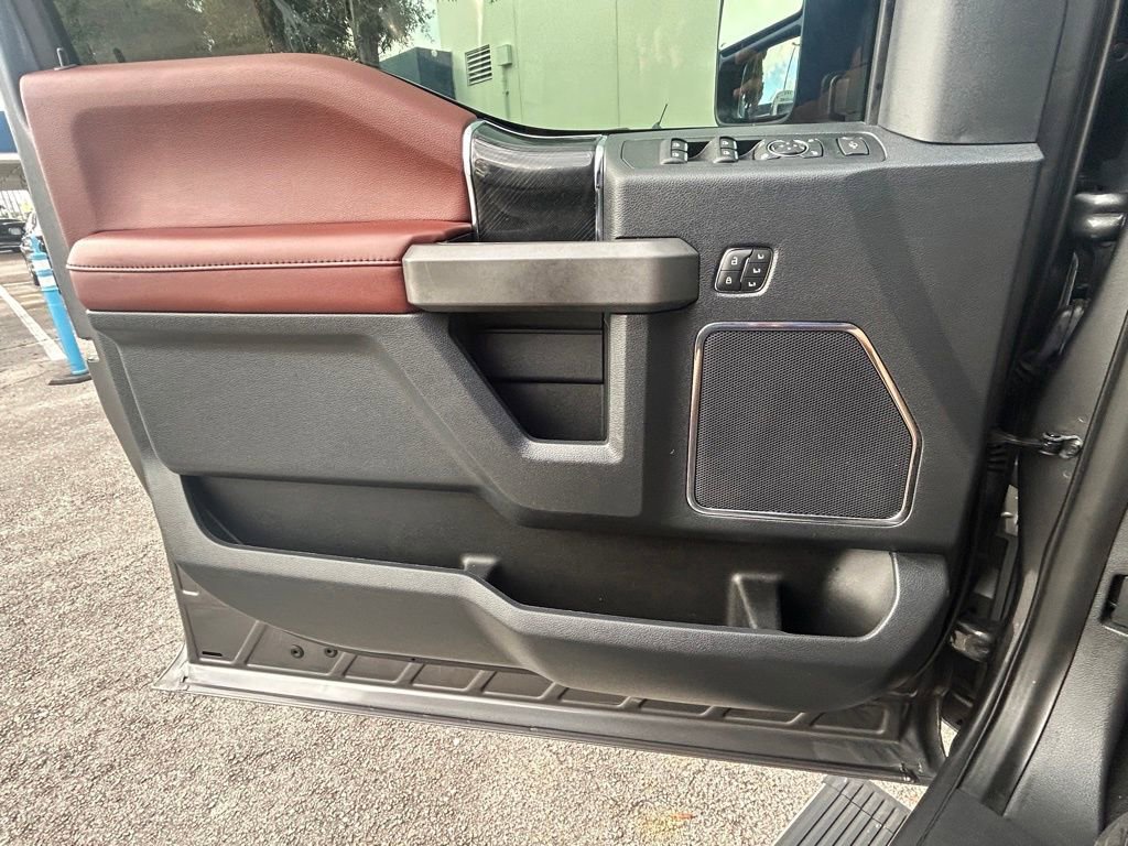 Certified 2022 Ford F350 Platinum image 44