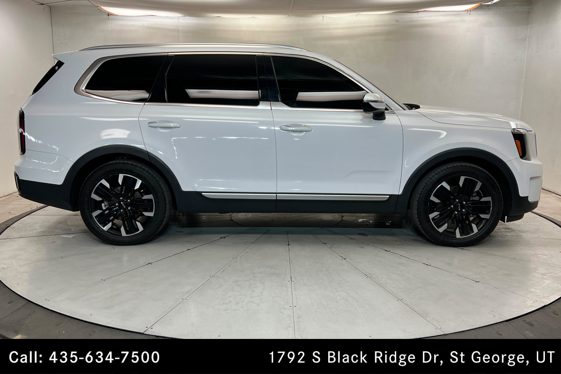 Used 2024 Kia Telluride SX w/ Towing Package AWD/4WD image 6