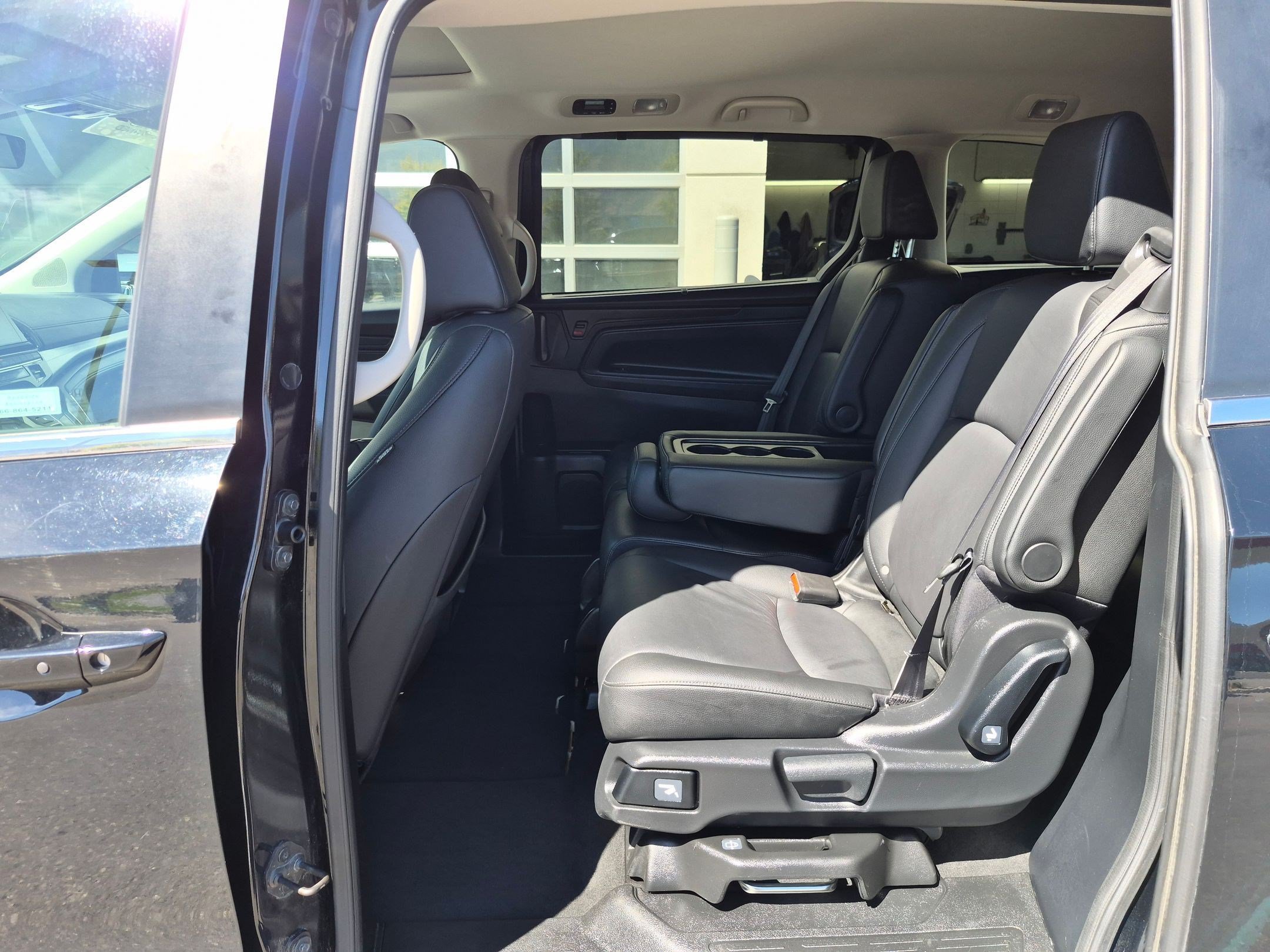 Used 2025 Honda Odyssey EX-L image 30