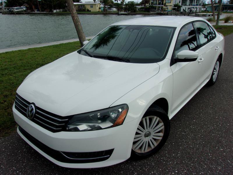 Used 2014 Volkswagen Passat 1.8T S FWD image 10