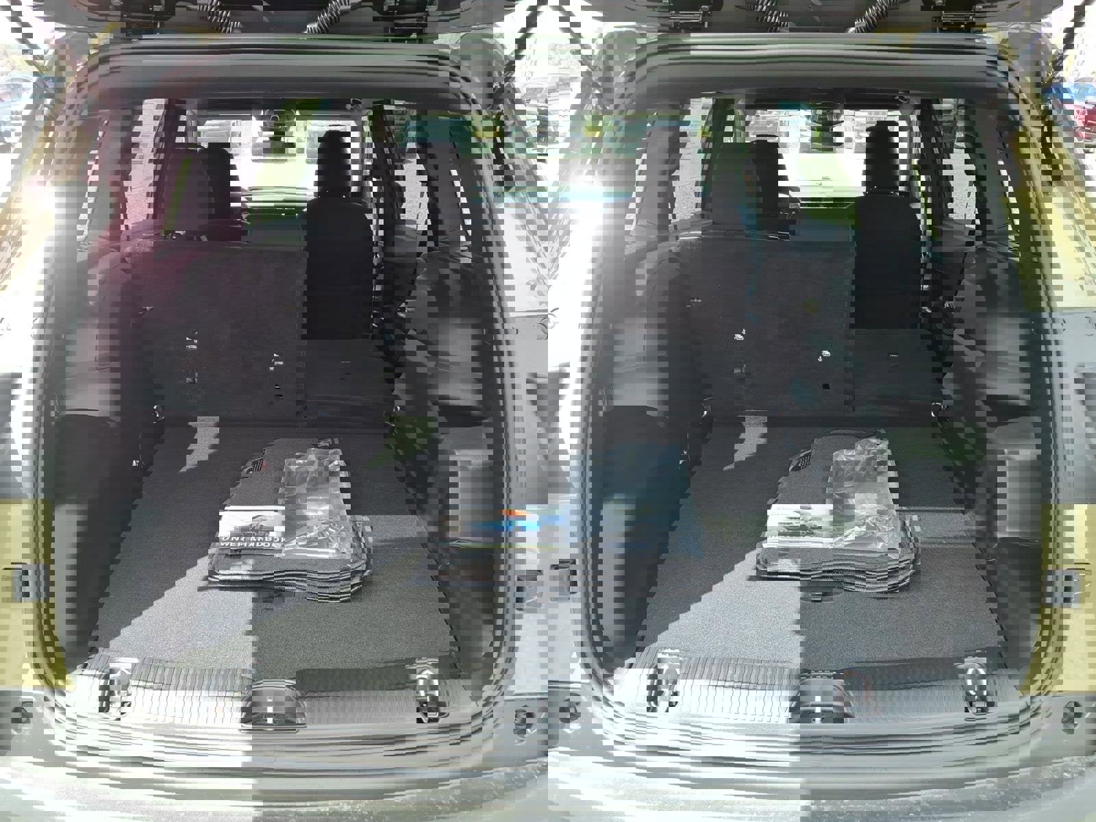 New 2026 Jeep Cherokee Laredo image 8