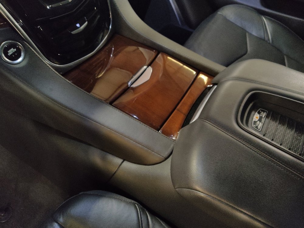 Used 2019 Cadillac Escalade Luxury w/ Escalade Sport Edition image 26