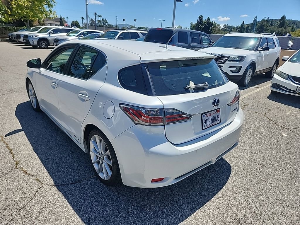 Used 2011 Lexus CT 200h Premium w/ Premium Audio Pkg image 3