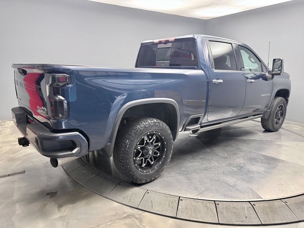 Used 2021 Chevrolet Silverado 2500 High Country w/ Z71 Off-Road Package AWD/4WD image 5