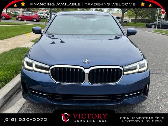 Used 2022 BMW 530i xDrive image 2