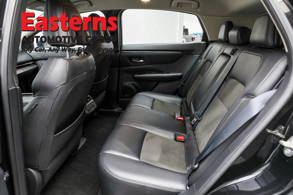 Used 2024 Nissan Ariya AWD image 21