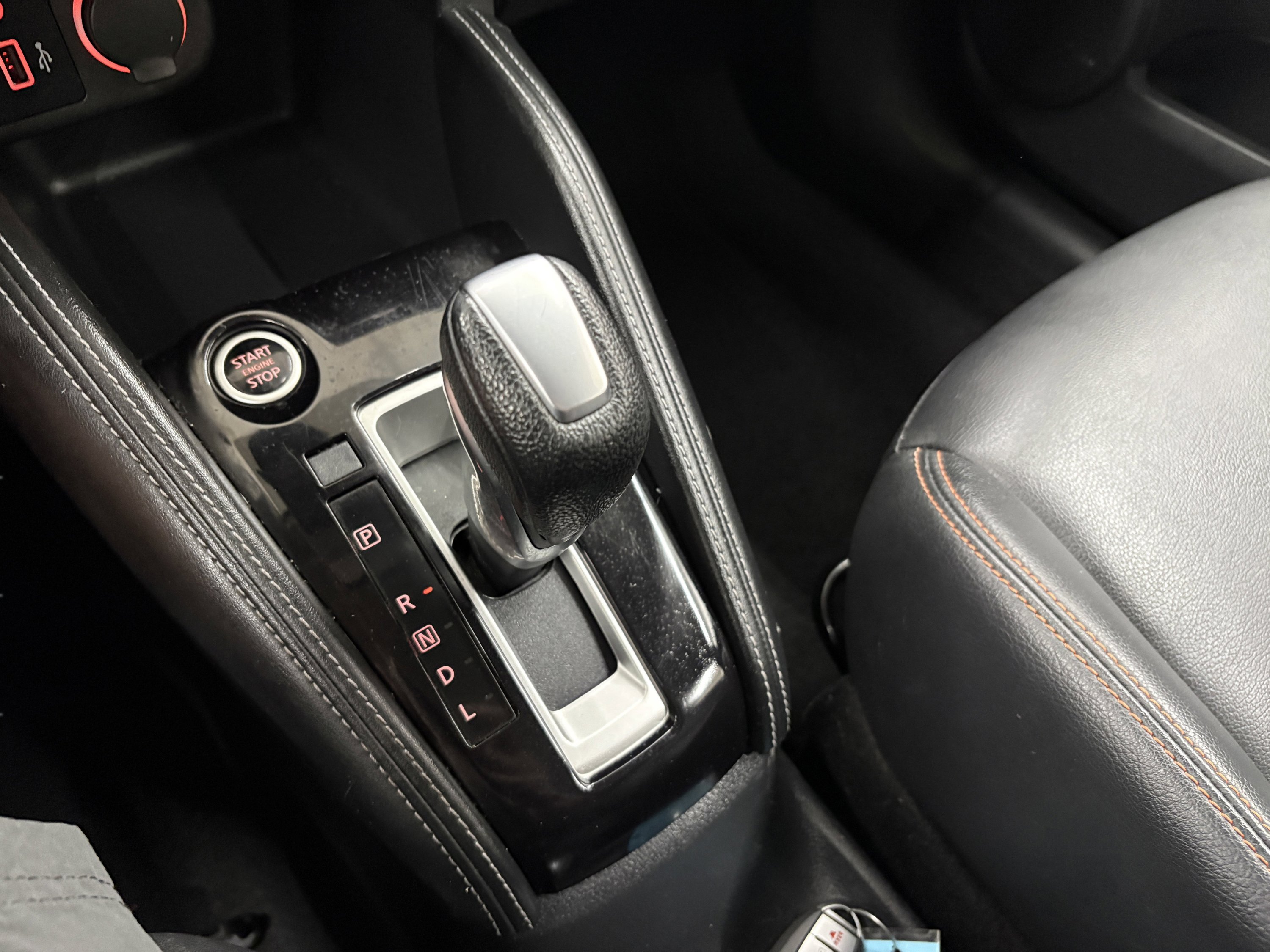 Used 2020 Nissan Kicks SR w/ SR Premium Package FWD image 19