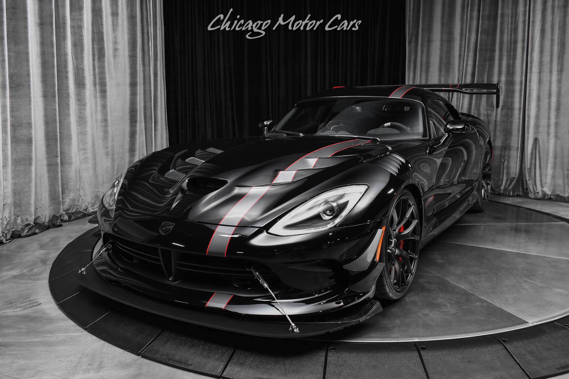 Used 2017 Dodge Viper GTC w/ ACR Package RWD image 2