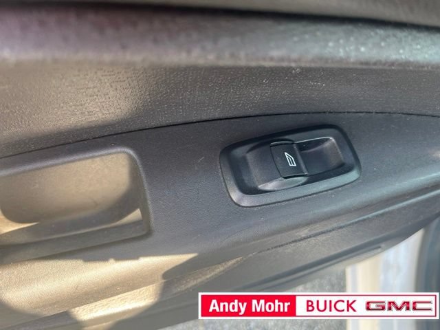 Used 2015 Ford Fiesta SE w/ Comfort Package FWD image 29