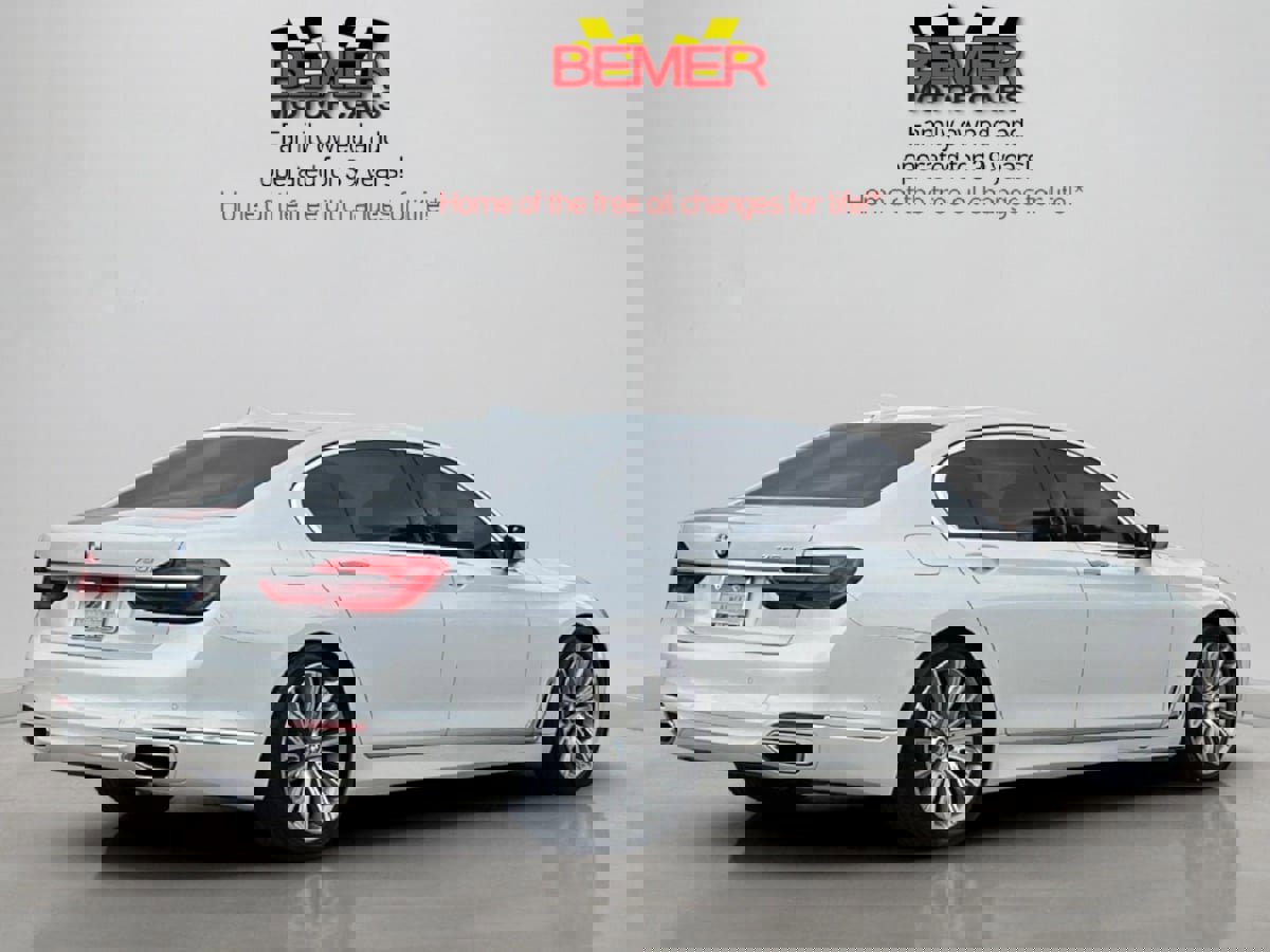 Used 2016 BMW 750i RWD image 5