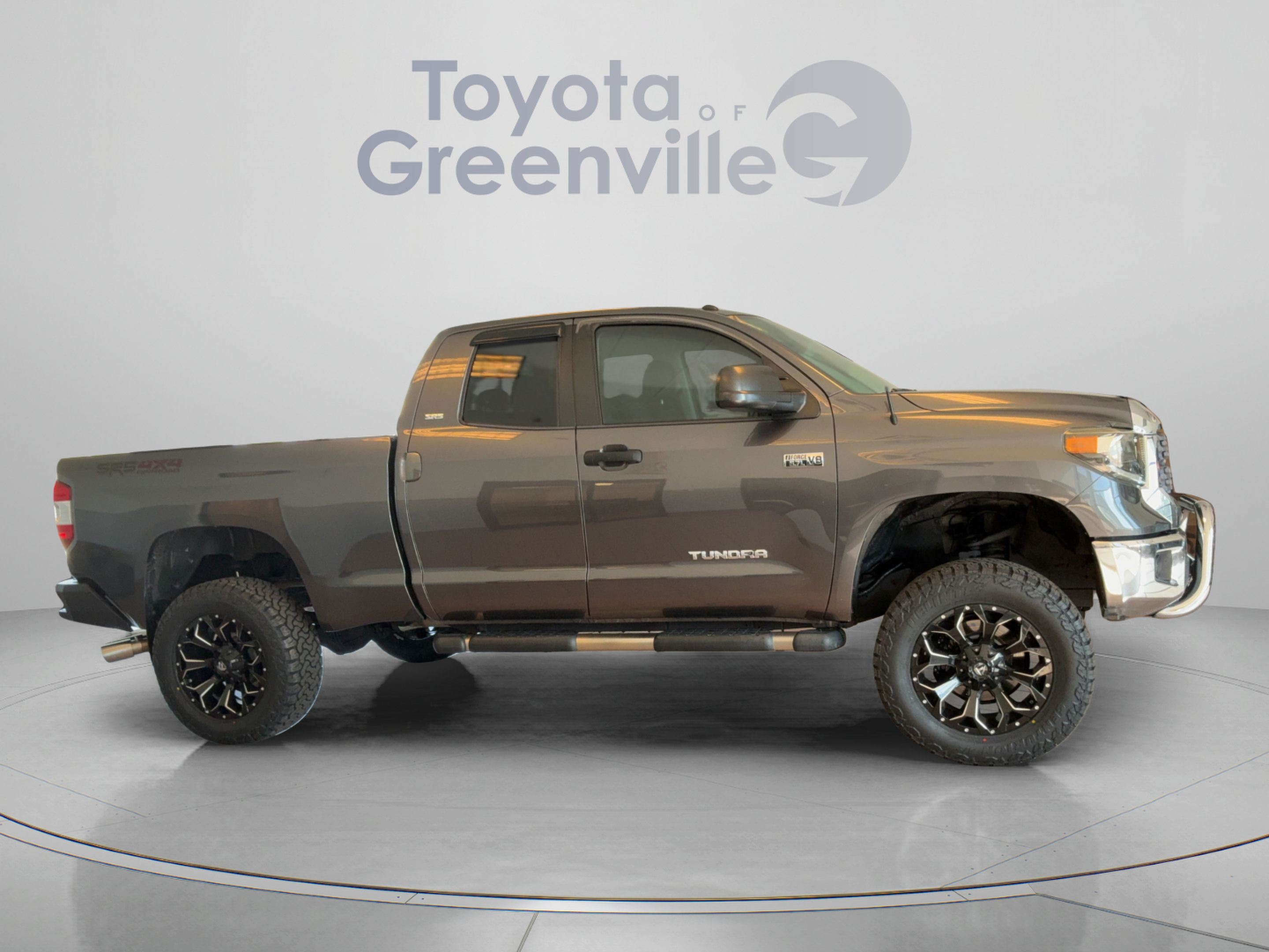 Used 2019 Toyota Tundra SR5 AWD/4WD image 7