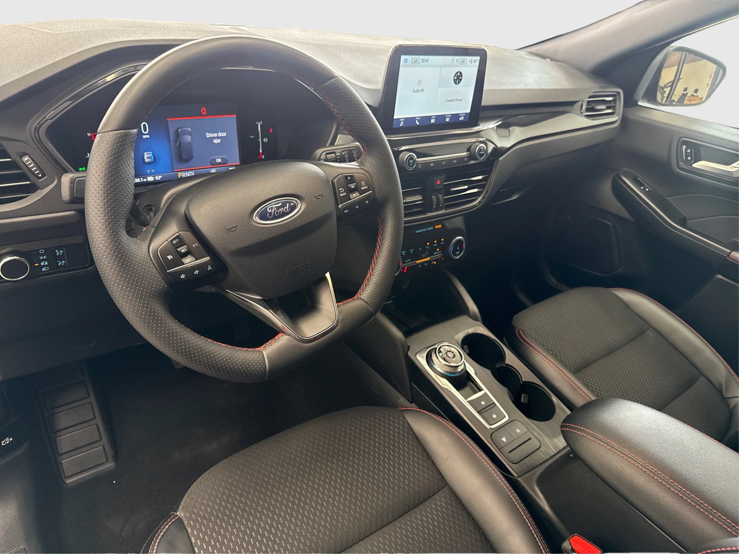 Used 2025 Ford Escape ST-Line w/ Cold Weather Package AWD/4WD image 14