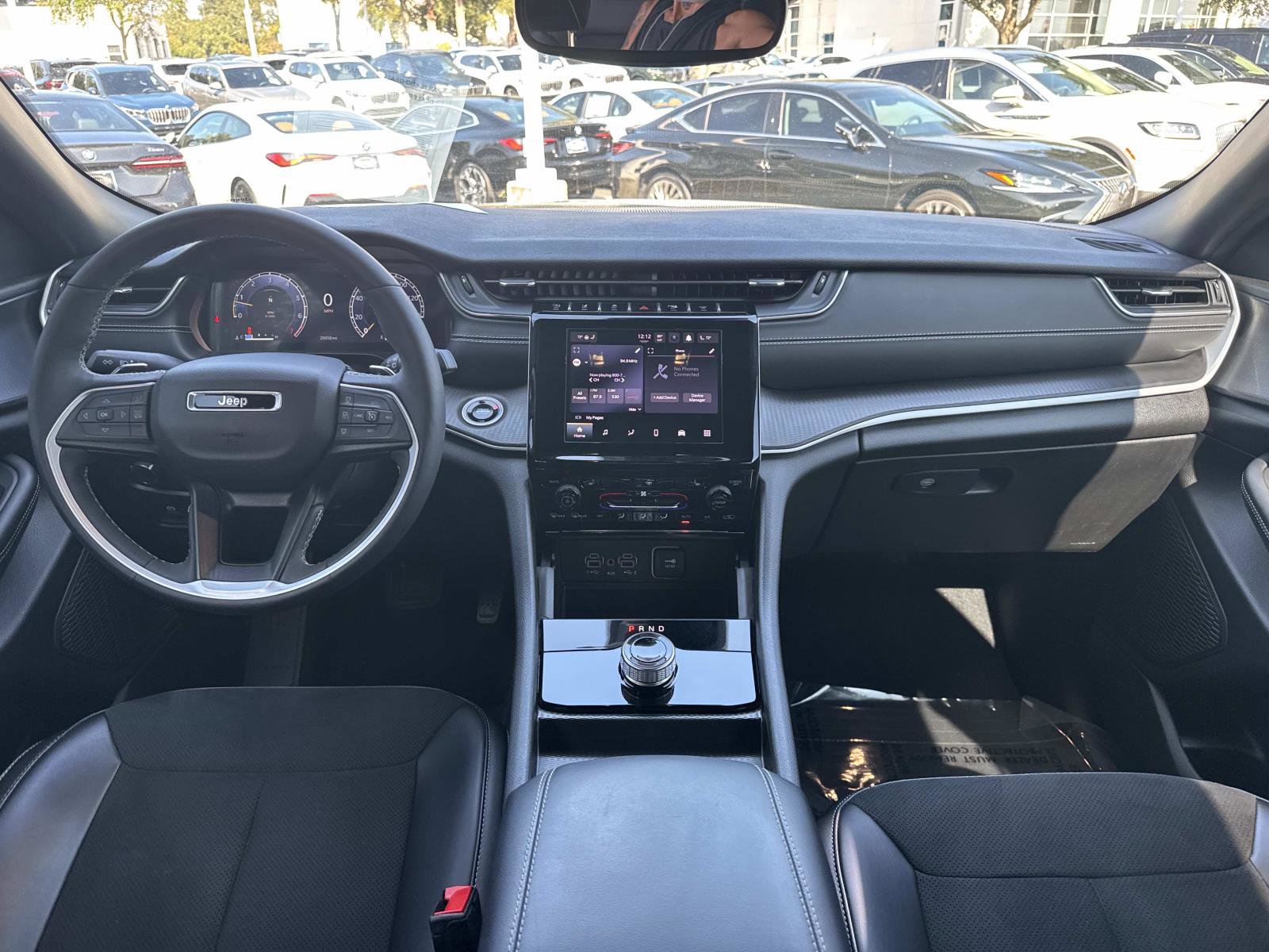 Used 2024 Jeep Grand Cherokee Altitude image 14