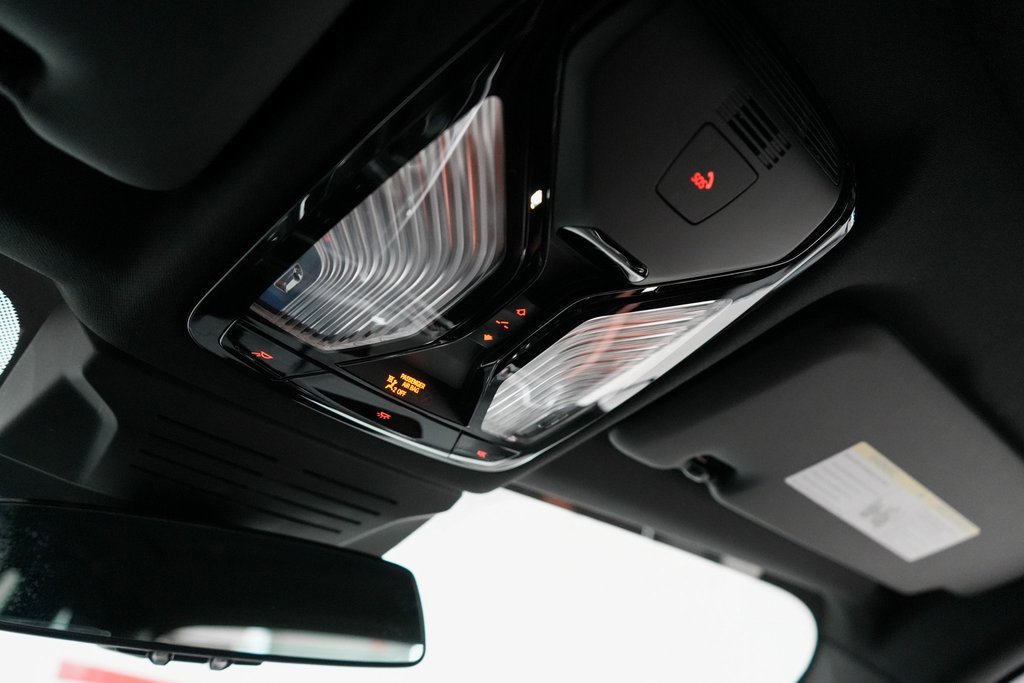 Used 2025 BMW X5 M60i image 26