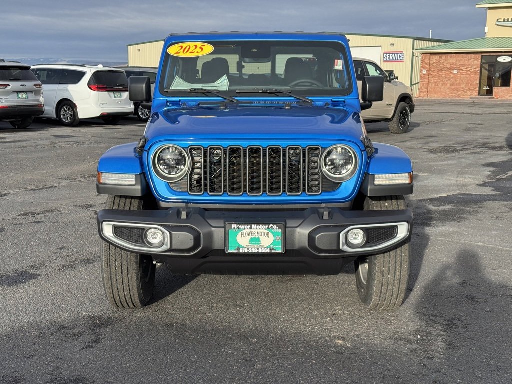 New 2025 Jeep Gladiator Sport image 2